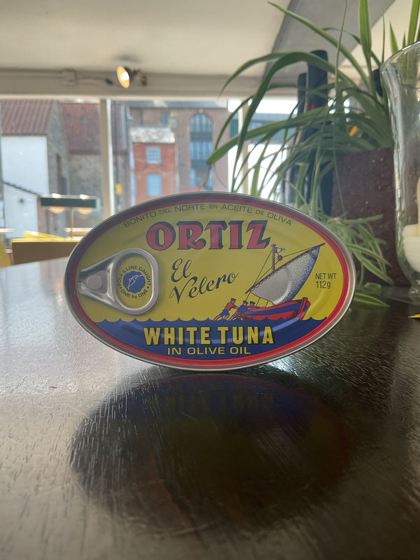 White Tuna, Ortiz, El Velero